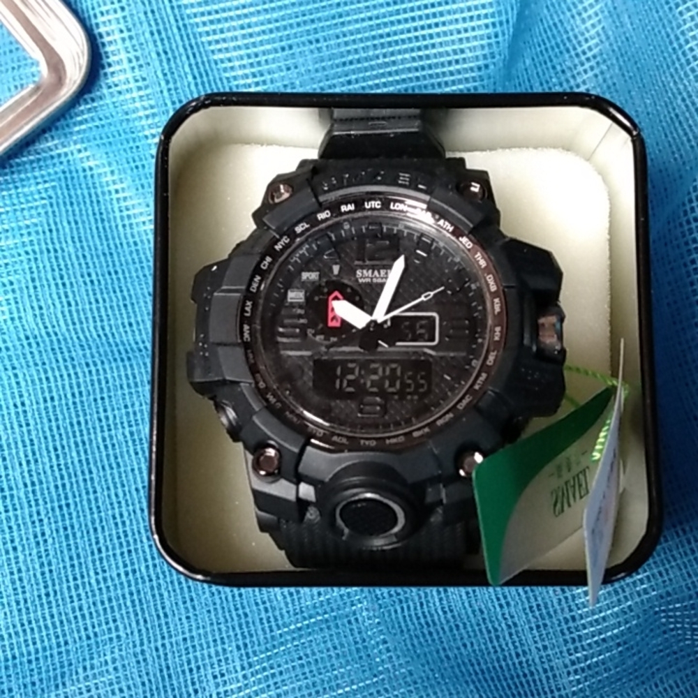 Smael Watch